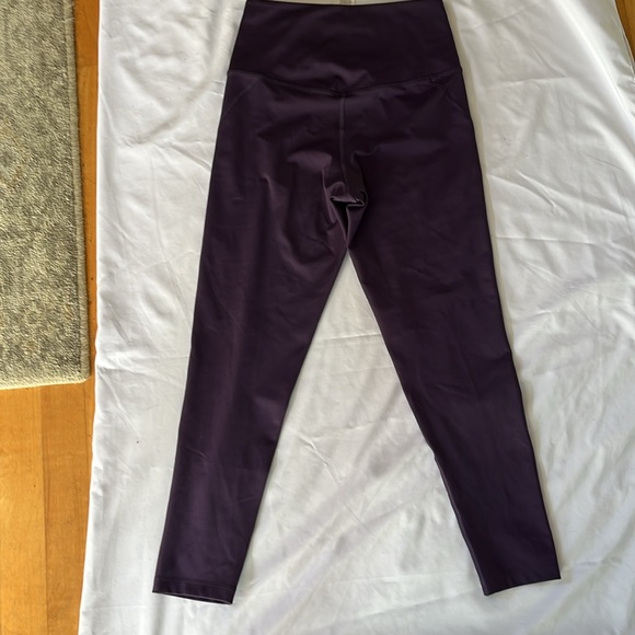 Girlfriend Collective Women’s Compressive High Rise Leggings - Picture 3 of 5